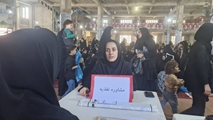 برپایی میز خدمت سلامت همزمان با همایش شیرخوارگان حسینی